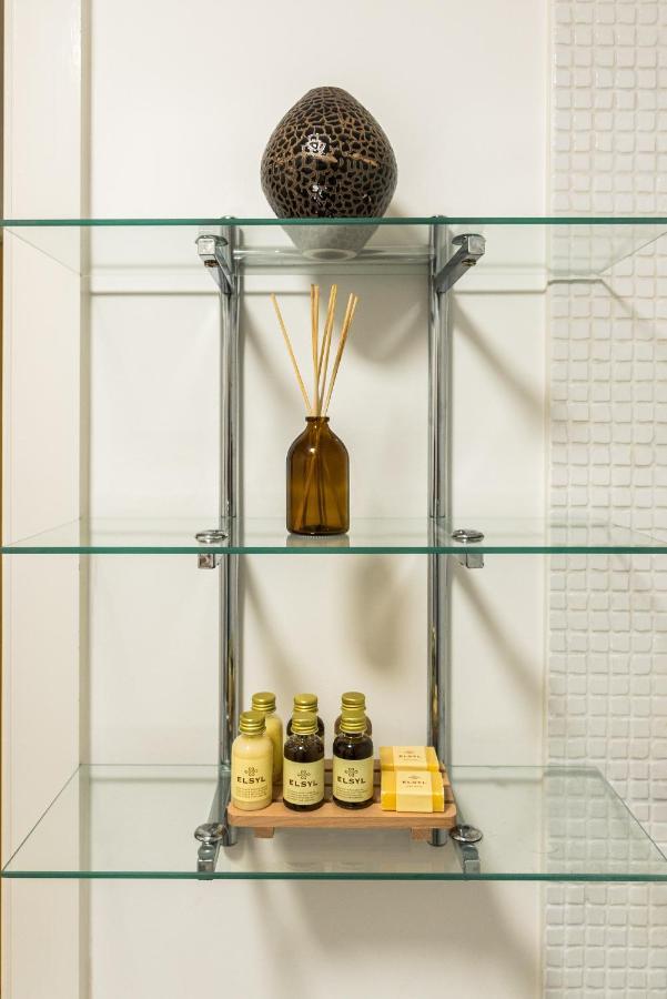 Fast Internet One Bedroom Apartment In Greater London, Id Required エクステリア 写真