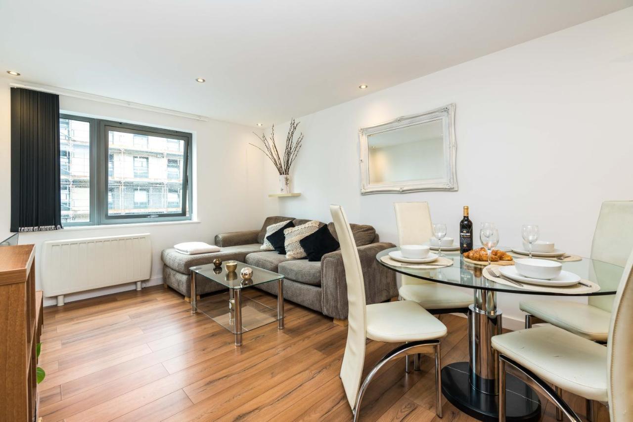 Fast Internet One Bedroom Apartment In Greater London, Id Required エクステリア 写真
